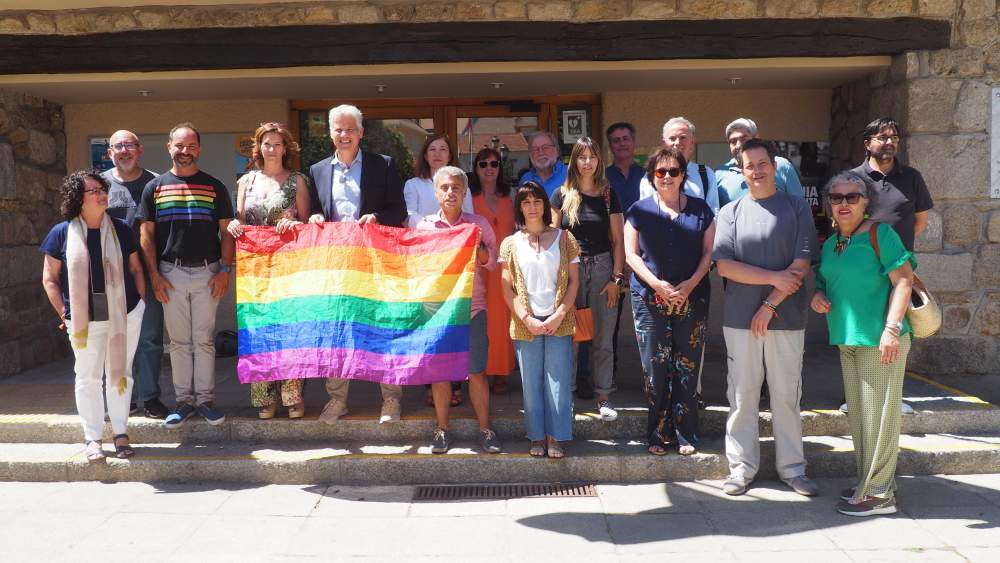 Torrelodones reivindica el Día del Orgullo LGTBI como una fecha de libertad